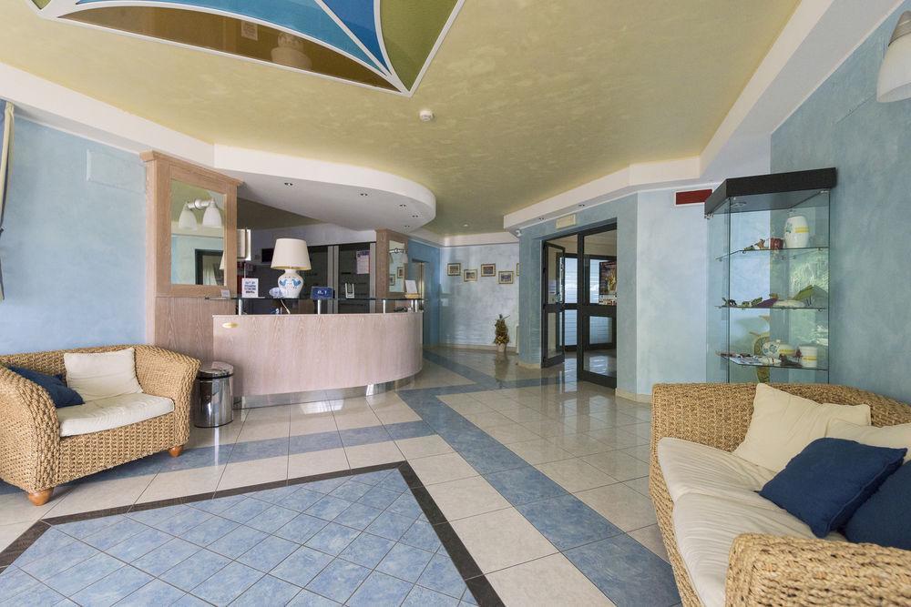 Resort Isola Rossa Боса Экстерьер фото