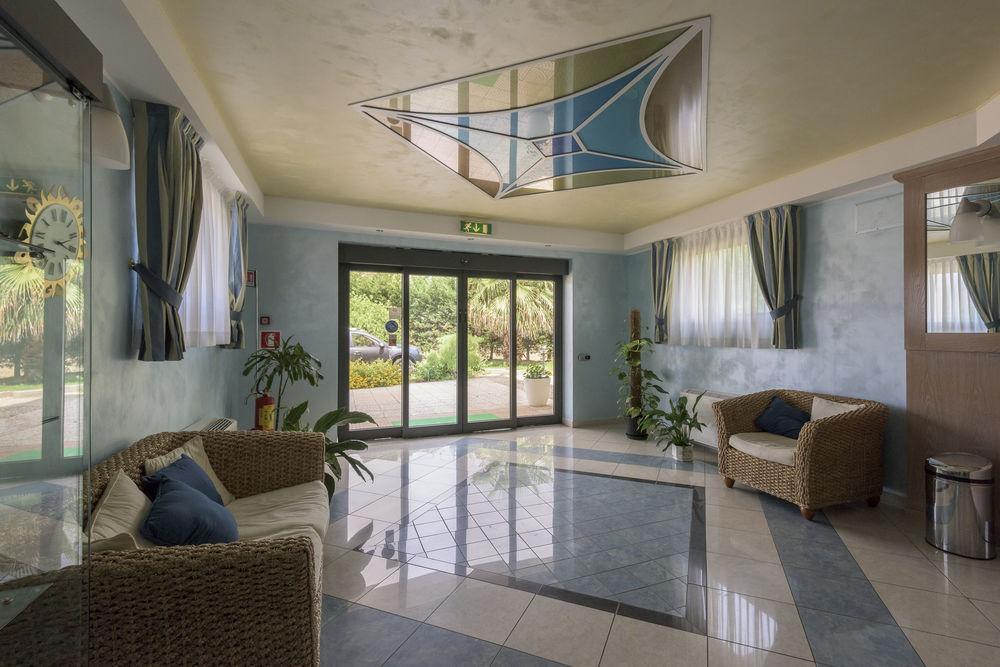 Resort Isola Rossa Боса Экстерьер фото